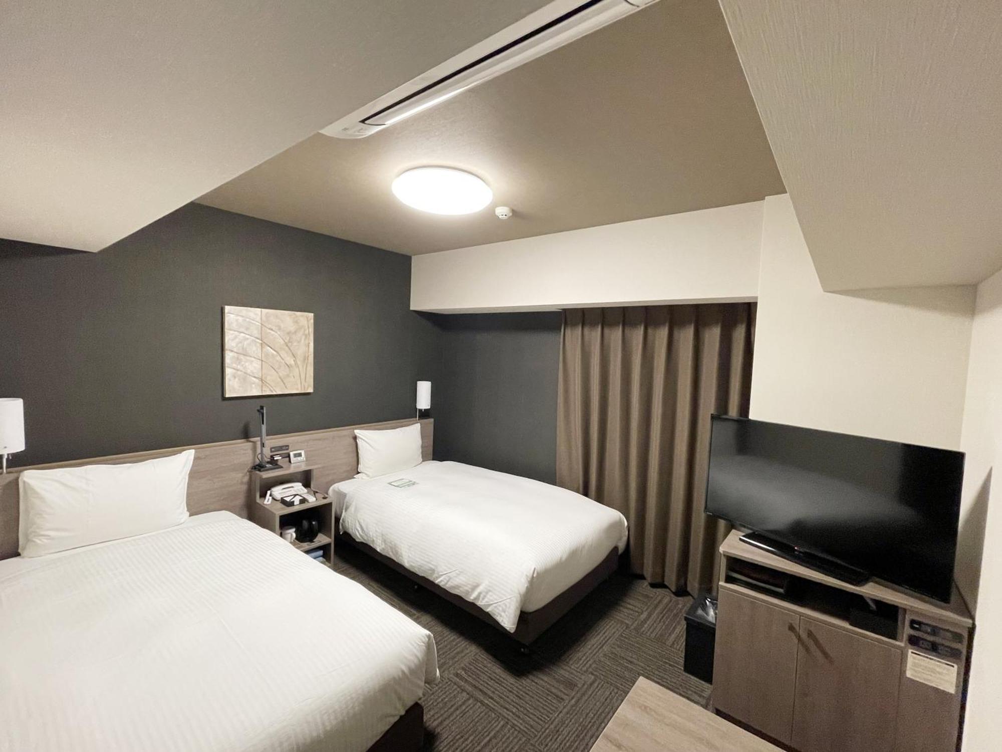 Hotel Route-Inn Osaka Takaishi -Hagoromo Ekimae- Exteriér fotografie